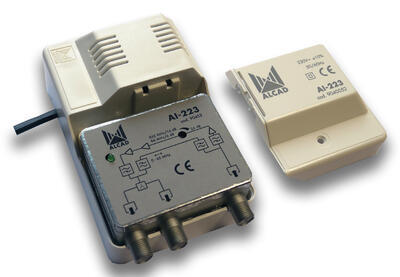 Alcad AI-223 zesilovač,1 vstup TV, 2 výstupy, zpětný kanál 0-65 MHz 